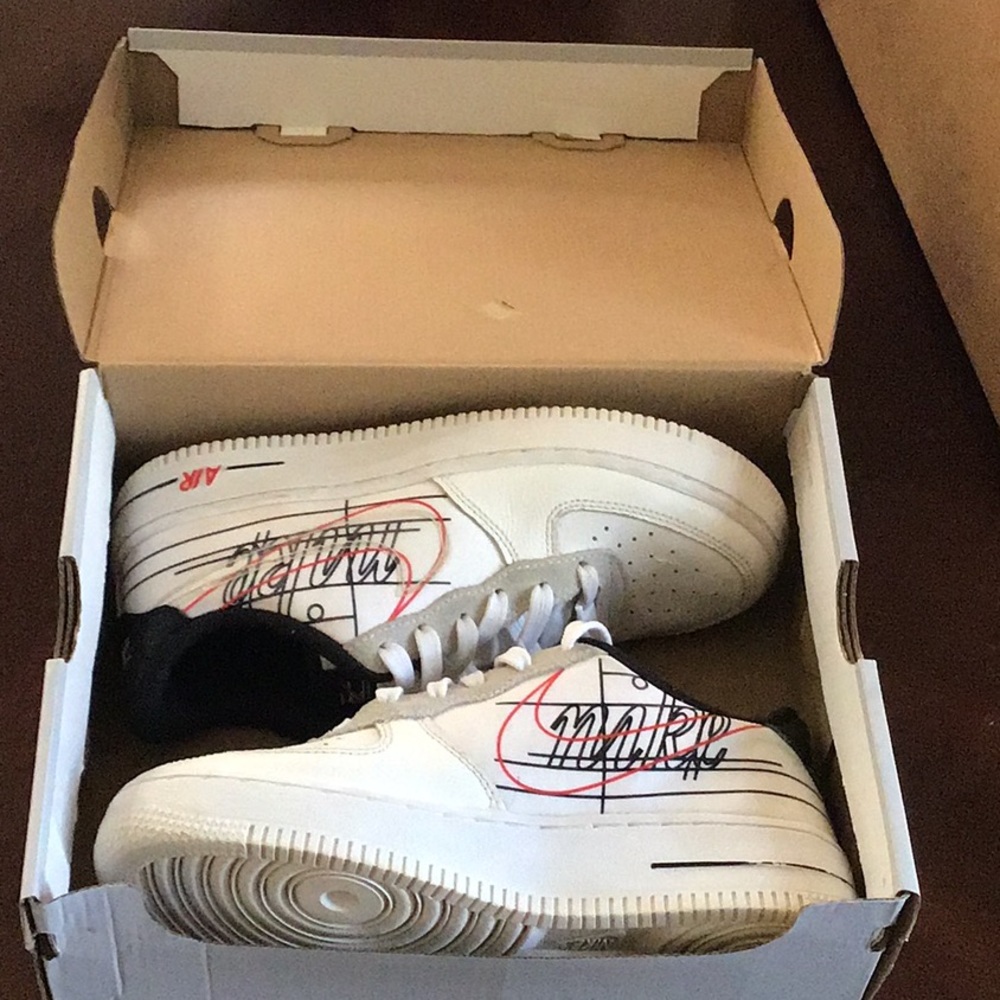 Nike script swoosh Air Force 1